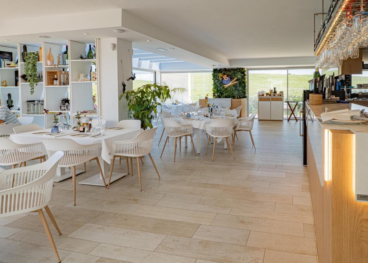 2237-Modern Apt With Private Beach เอสเตโปนา ภายนอก รูปภาพ